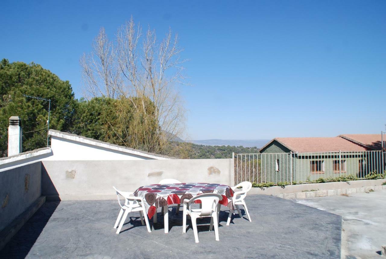Casa Rural Mirando A Gredos Cadalso de los Vidrios 外观 照片